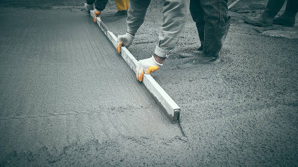 Best Commercial Concrete Services in Golf Manor, OH